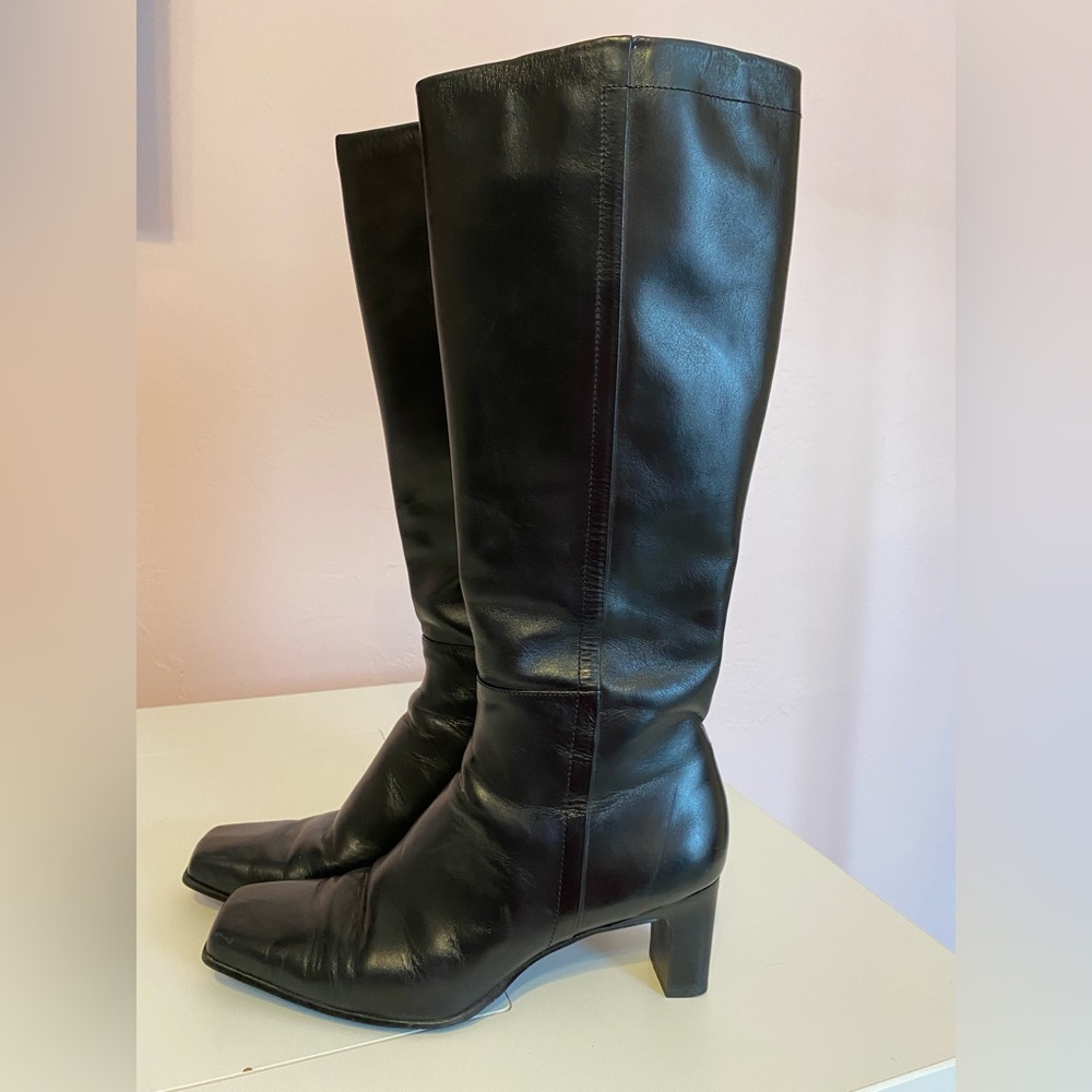 Michelle D, Size 9, Black heeled-boots